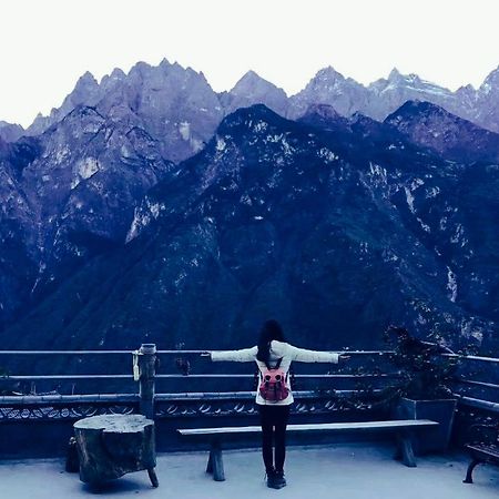 Tiger Leaping Gorge Tea Horse Gasthaus Shangri-La Extérieur photo