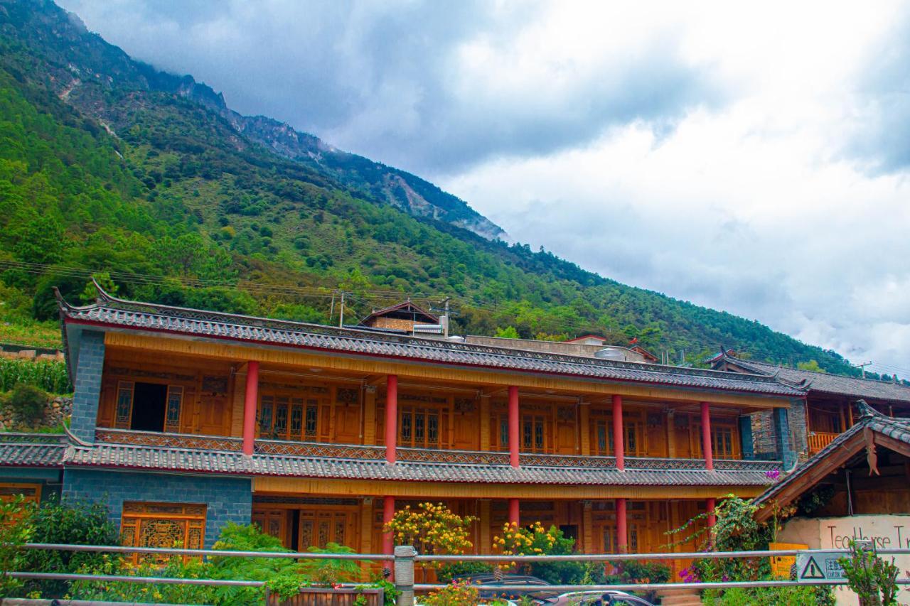 Tiger Leaping Gorge Tea Horse Gasthaus Shangri-La Extérieur photo