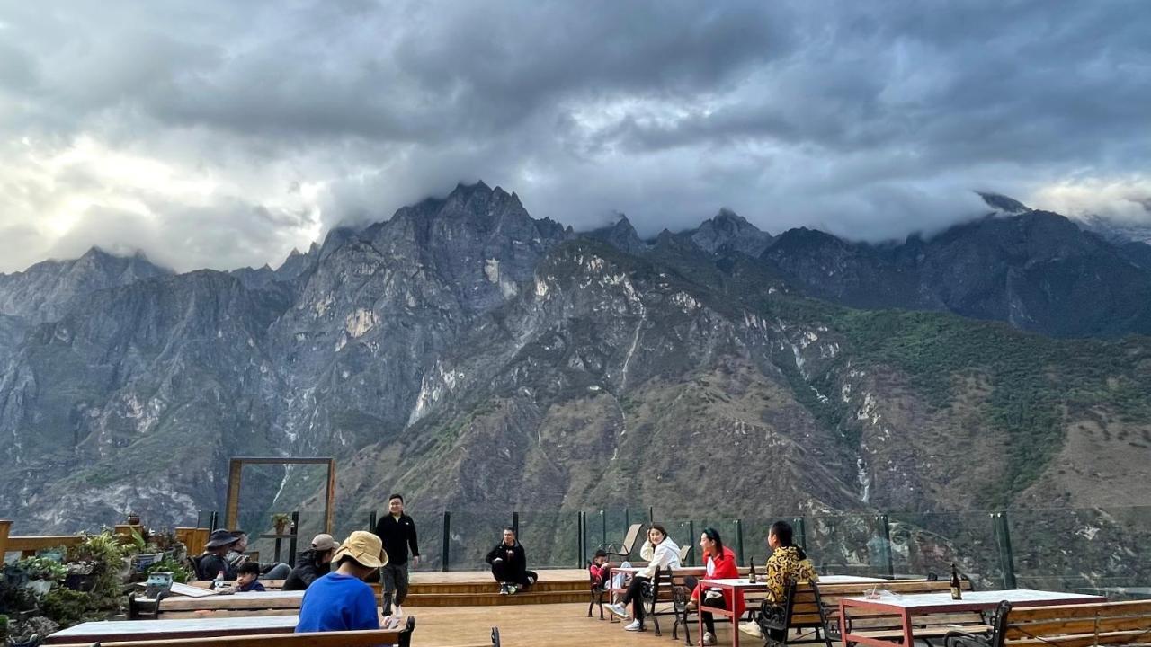 Tiger Leaping Gorge Tea Horse Gasthaus Shangri-La Extérieur photo
